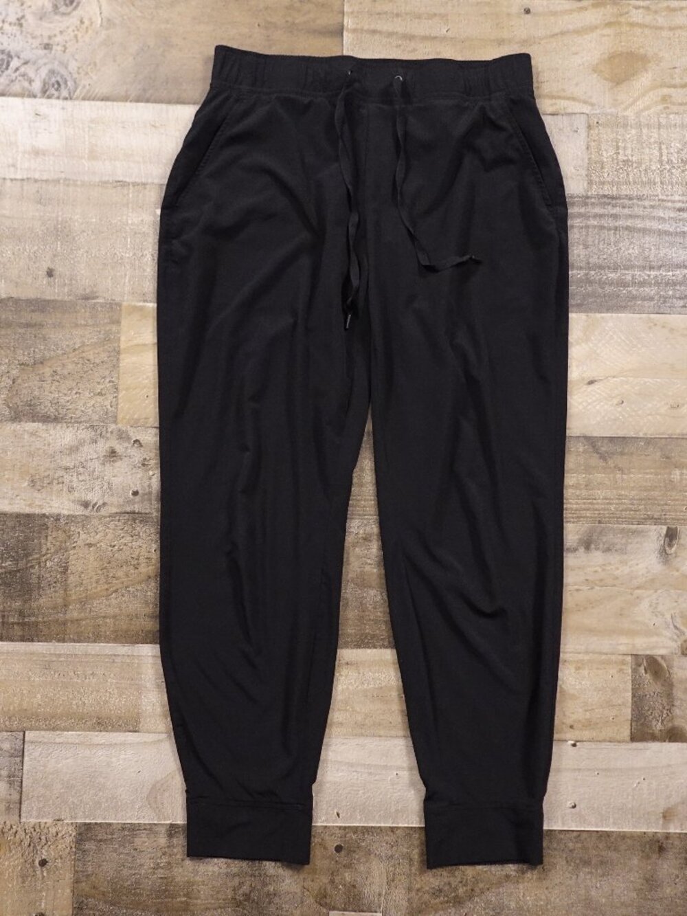 Eddie Bauer Jogger Pants Women's Small Black Athleisure Travel Stretch FAIR